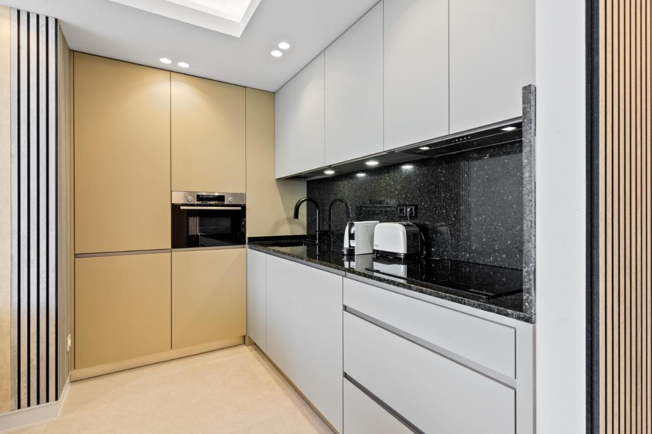 Fully Renovated Frontline Flat Apartment มาร์เบยา ภายนอก รูปภาพ